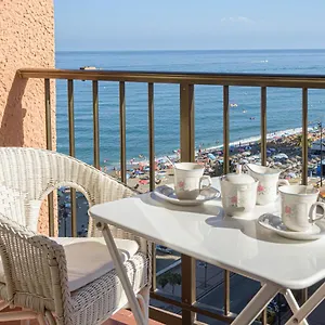 Wintowinrentals Excelente Ubicación Y Vista Al Mar Fuengirola